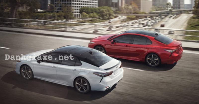 Ranger 2018  giá bao nhiêu? Đánh ví xe cộ Camry 2018